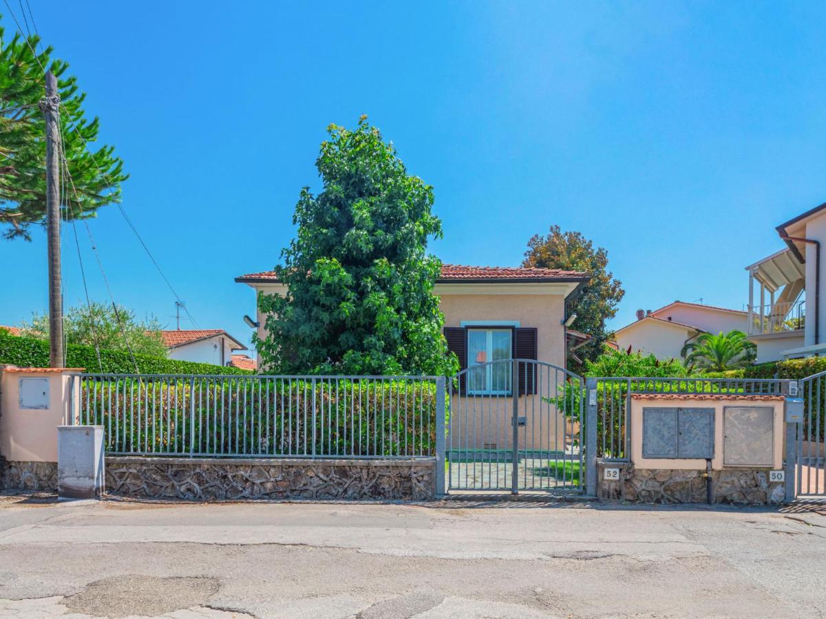 Holiday Home Francesca By Interhome Marina di Pietrasanta Εξωτερικό φωτογραφία